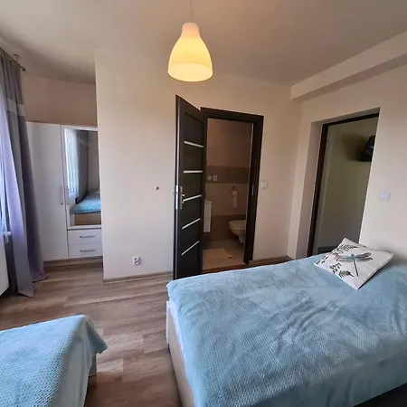 Guest house Wazka - Do Wynajecia Targoszow